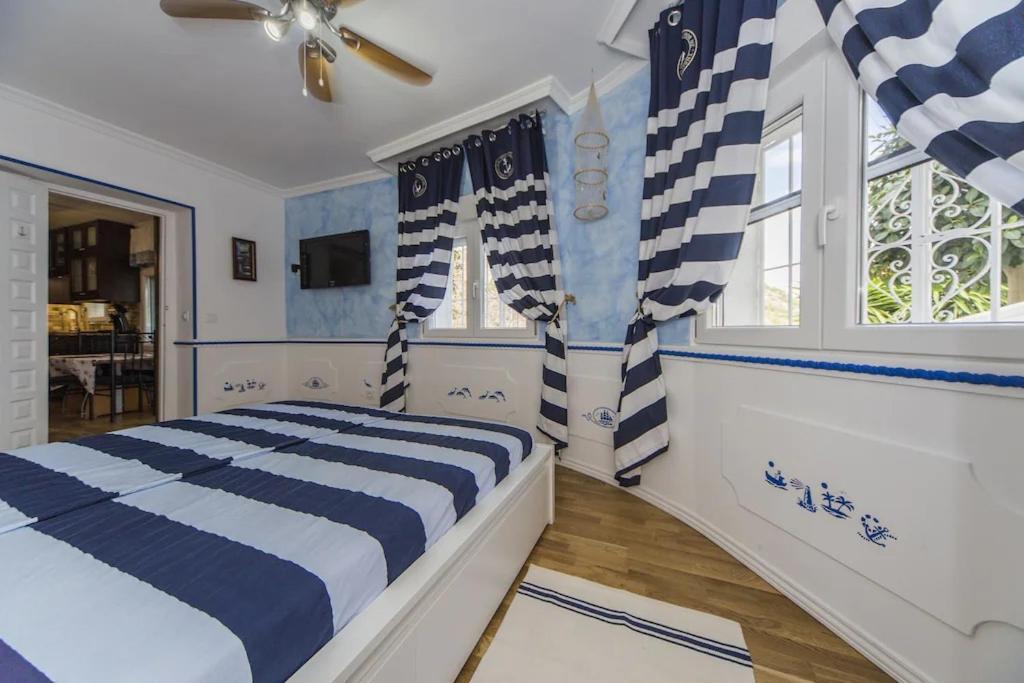Villa med panoramautsikt med privat pool i Calpe, Costa Blanca, Spanien Esterno foto